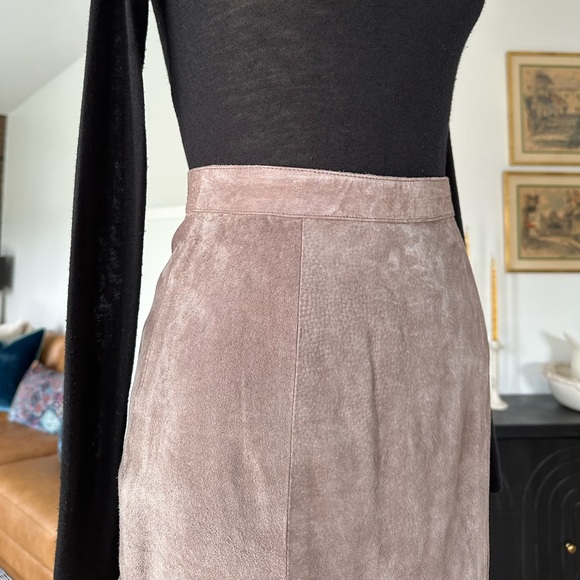 Vintage 80’s Suede Skirt - Picture 8 of 16